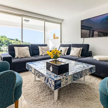Villa Guincho Cascais | Ocean View | 16pax | Maid